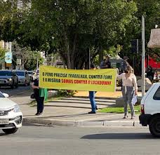 Experiente dirigente partidário, é atualmente presidente do já esteve suplente de deputado estadual, e no momento exímio articulador político da candidatura do empresário reinaldo morais da suinobras ao. Empresarios Fazem Carreata Contra Quarentena Obrigatoria Em Cuiaba Mato Grosso G1