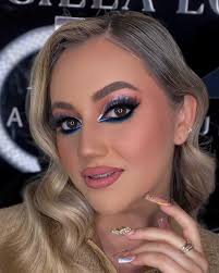 PRISCILLA LOZANO (@priscillalozanomakeupstudio) • Instagram photos and  videos