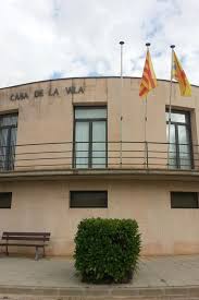 Álvaro de Marichalar carrega contra l'alcaldessa de Sant Mori per no posar  la bandera espanyola - Diari de Girona