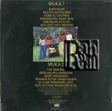 Black dog bone — bercahaya sang suria dan wajahmu 02:39. Black Dog Bone Khayalan 1978 Nostalgia Lagu Lagu Melayu