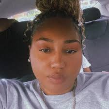 hey im 18 weeks & I already know what I'm having but I wanted yall to guess  the gender I'm symptoms thst i been experiencing is throwing up ￼, sleepy  all