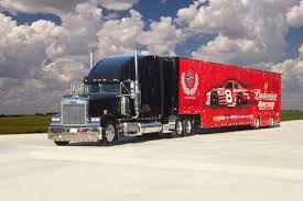 If you dream of becoming a nascar driver then here are few tips for you! Nascar Haulers How Do These 18 Wheelers Transport Race Cars And More How It Works