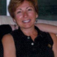 Friend or Faux (Lady Margaret Priam Mystery, #5) by Joyce Christmas