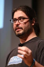 When AT&T Profits Off Government Snooping, Shouldn't We Be Blaming the  Government?