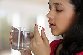 In general, swallowing difficulties (also called dysphagia) fall into distinct categories based on the part of the swallowing process that has been disrupted. Two Tricks To Make It Easier To Swallow Pills Harvard Health Blog Harvard Health Publishing