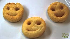 4.0 out of 5 stars cute, crispy on the outside, soft in the inside! Stare At Food Happy Smiley Face Potatoes Youtube