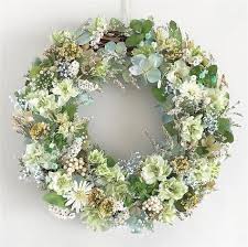 pin by magdalena on リース flower arrangements pretty wreath easter egg wreath