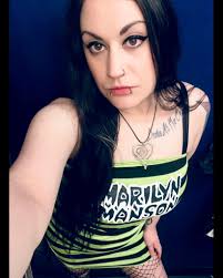 Marilyn Manson fan post and comment discussion