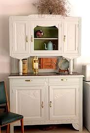 Buffet Ancien Relooke Pour S Harmoniser A Votre Interieur Teintes Gris Clair A L Exterieur Et Vert Printe Mobilier De Salon Relooking Meuble Relooker Meuble
