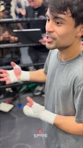 2 of the best in boxing Mr Bruce Trampler and Mr Lee Samuels !!