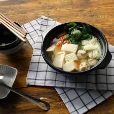 塩こうじの具だくさん湯豆腐