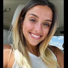 Amber Beadnell's Instagram, Twitter & Facebook