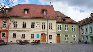 Iata, mai jos, sapte lucruri de vazut si facut in acest oras. Sighisoara Capitala Transilvaniei Turistice Jurnal De Hoinar