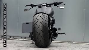 Soft pouch, that can double as a cleaning cloth. Harley Davidson Breakout Black Matt 280 Custombike Bad Boy Customs