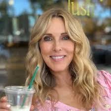 Alayna Stewart's Instagram, Twitter & Facebook