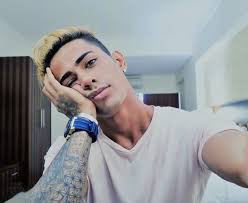 Danish zehen last video before car accident youtuber was seen having a fun late night drive with friend latestly / see photos, profile pictures and albums from zen death squad. Who Was Danish Zehen Danish Zehen Death News Ace Of Space Contestant Danish Zehen Dies In Car Accident At Mumbai True News India