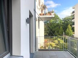 Objektbeschreibung 2 zimmer wohnung im 2 obergeschoss eines mehrfamilienhauses mit 10 mietparteien. 2 Zimmer Linden Neubau Ihmeauen Mit Seitlichem Wasserblick