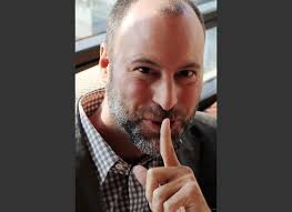 Ashley Madison CEO steps down in wake of hacking