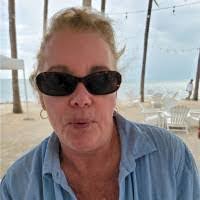 Robyn Canty's Instagram, Twitter & Facebook