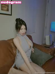 Elisetutu  elisetutu69  iii_xoxo444 Photo divulguée nue OnlyFans 26 -  Nudogram v2.1
