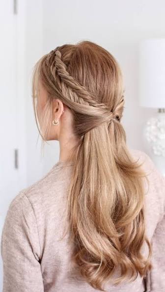 Half Updo w/ Fishtail Braids 💜 Have you watched this yet? Link in my bio! • #missysueblog #missysuehair #updo #hairstyle #hairtutorials #hairhowto