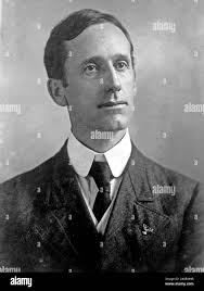 R porter Black and White Stock Photos & Images