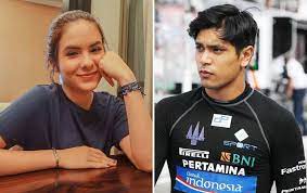 Steffi zamora mendadak bikin heboh usai memajang foto mantan suami rachel vennya, niko al hakim. Gaya Steffi Zamora Dugem Dan Dijilati Pembalap Bikin Jijik Pacar Ternyata Cucu Artis Senior
