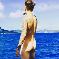 Updated! Justin Bieber's 28 Sexiest & Almost Nude Instagram Selfies