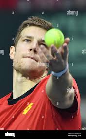 John isner serve hi-res stock photography and images