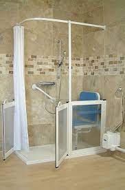 Ecco 27 Idee Molto Utili Per Disabili E Anziani Bagno Beige Bagno Rimodellare Design Per Bagno Moderno