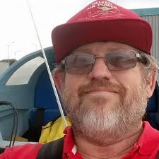 Veteran pilot killed in Baakens air crash