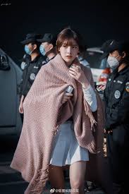 Bài hát cùng ca sĩ. Chá»‰ Vá»›i 1 Bá»©c Hinh Thi Sinh Sang Táº¡o Doanh Gay Bao Vá»›i Visual Hoan Háº£o Ai De La Idol Mau Máº·t Cá»§a Nhom Nháº¡c Lá»«ng Danh