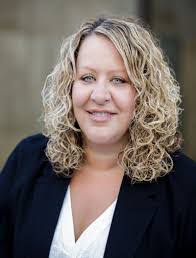 Michele Kitchen's Instagram, Twitter & Facebook