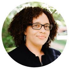 Tara Glover's Instagram, Twitter & Facebook