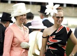 Il figlio secondogenito della regina, il duca di york, ora sesto, diventerà settimo in linea di successione quando nascerà il terzo figlio di • zara tindall: L Altra Principessa Chi E Anna La Secondogenita Della Regina Elisabetta Roba Da Donne