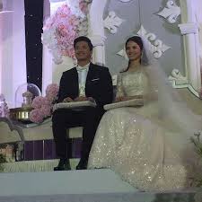 Fattah fazura wedding part 1. Foto Foto Sekitar Majlis Resepsi Perkahwinan Fattah Amin Dan Fazura Iluminasi