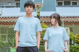 Film produksi starvision ini menembus dua juta penonton dalam waktu 15 hari. Tembus 2 Juta Penonton 10 Makna Terpendam Dari Film Dua Garis Biru