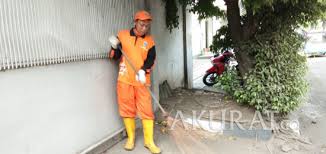 Lowongan kerja tukang sapu jalan surabaya : Dprd Kota Bandung Tegaskan Pegawai Pd Kebersihan Kini Dilimpahkan Ke Dinas Lhk