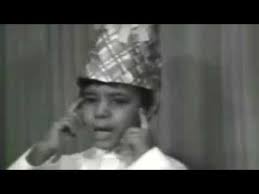 يتم تداول فيديو جديد لـ عبد الرحمن إبن فنان العرب محمد عبده، يظهر فيه وهو يغني ويعزف في وقت واحد. Ù…Ø­Ù…Ø¯ Ø¹Ø¨Ø¯Ù‡ ÙˆÙ‡ÙˆÙ‡ Ø·ÙÙ„ ÙÙŠ Ø§ØºÙ†ÙŠØ© ÙƒØ³Ø± Ø§Ù„Ù‚Ø§Ø±ÙˆØ±Ø© Youtube