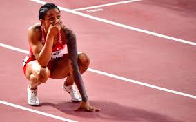 Jun 28, 2021 · pushed by her rival, the reigning olympic and world champion dalilah muhammad, mclaughlin shattered the world record, becoming the first woman ever to run under 52 seconds in the event. Salwa Eid Naser S Astonishing World 400m Performance Has Blown Apart The Possibilities Over One Lap