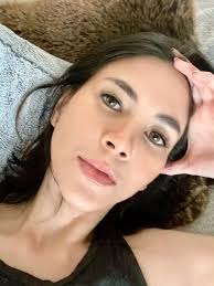 Melihat Pesona Dee Adnan, Arsitek Cantik yang Sukses Pikat Hati Tyo Nugros 