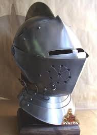 Chevalier du xiiième siècle : Vocabulaire L Equipement Du Chevalier Flashcards Quizlet