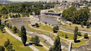 Musée national et domaine du château de pau. Parc Aquasports Stade D Eaux Vives Pau Bearn Pyrenees Youtube