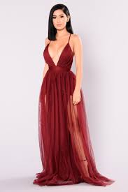 Deep v neckline padded shoulders maxi length double slit long sleeve 95% polyester 5% spandex imported from fashion nova go on the spree without the splurge! Red Long Sleeve Dress Fashion Nova Off 64 Medpharmres Com