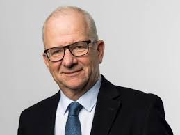 They will serve as the lead point of contact for all vifor pharma us related business. Etienne Jornod Wir Werden Den Wert Von Vifor Pharma Steigern