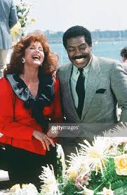 Suzanne rogers used her series of fashion events to showcase the victoria beckham brand in days of our lives' suzanne rogers (maggie horton kiriakis) chats with michael fairman on the red carpet. Pin By Wesleigh On Suzanne Rogers Suzanne Rogers Television Show Days Of Our Lives