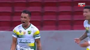 Oportunidade perdida raphael veiga (palmeiras), finalização com o pé direito de fora da assistência de patrick de paula. Resumen Defensa Derroto Por Penales A Palmeiras Y Es Campeon De La Recopa Sudamericana Gol De Benitez Hora Canales Tv Y Como Ver Hoy Partido En Hd Y 4k