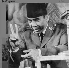 Soekarno presiden pertama republik indonesia, soekarno yang biasa dipanggil bung karno, lahir di blitar, jawa timur, 6 juni 1901 dan meninggal di jakarta, 21 juni 1970. Link Twibbon Harlah Soekarno 6 Juni 2021 Dan Peringatan Bulan Bung Karno Keren Dipasang Di Wa Dan Sosmed Rembang Bicara