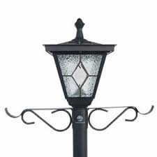 Featuring 3 lanterns, with 6 bright white led's, and 3 ambers led's per head, that automatically turn on at dusk, and off at dawn. 6 Best Solar Lights For Garden 2021 Ranking Reviews