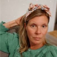 10+ "Vicki Watters" profiles